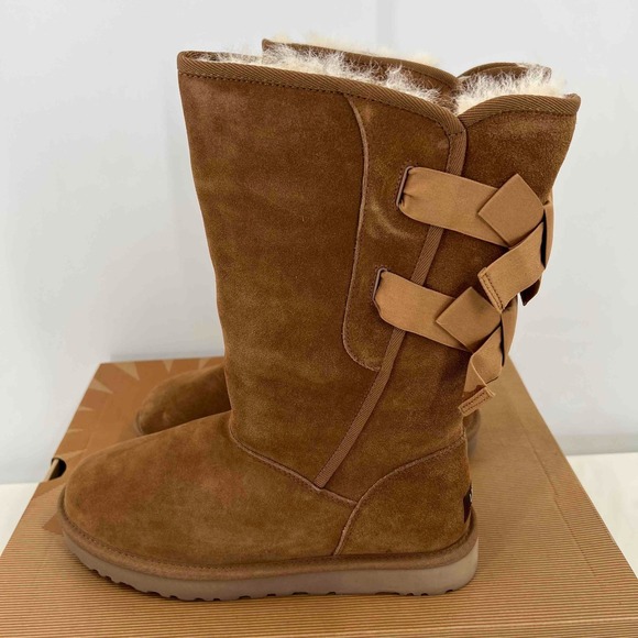 UGG Everleigh 1005386 Tall Tan Sheepskin Boots with Bows Size US10  EU41 NEW BOX - Picture 3 of 12